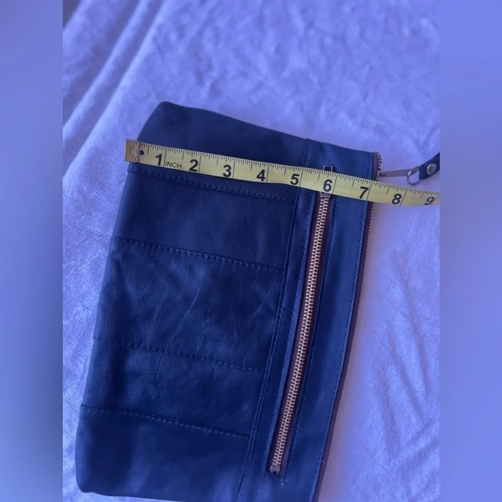 VKK dark blue black leather pouch/wristlet zipper Genuine Leather lightweight